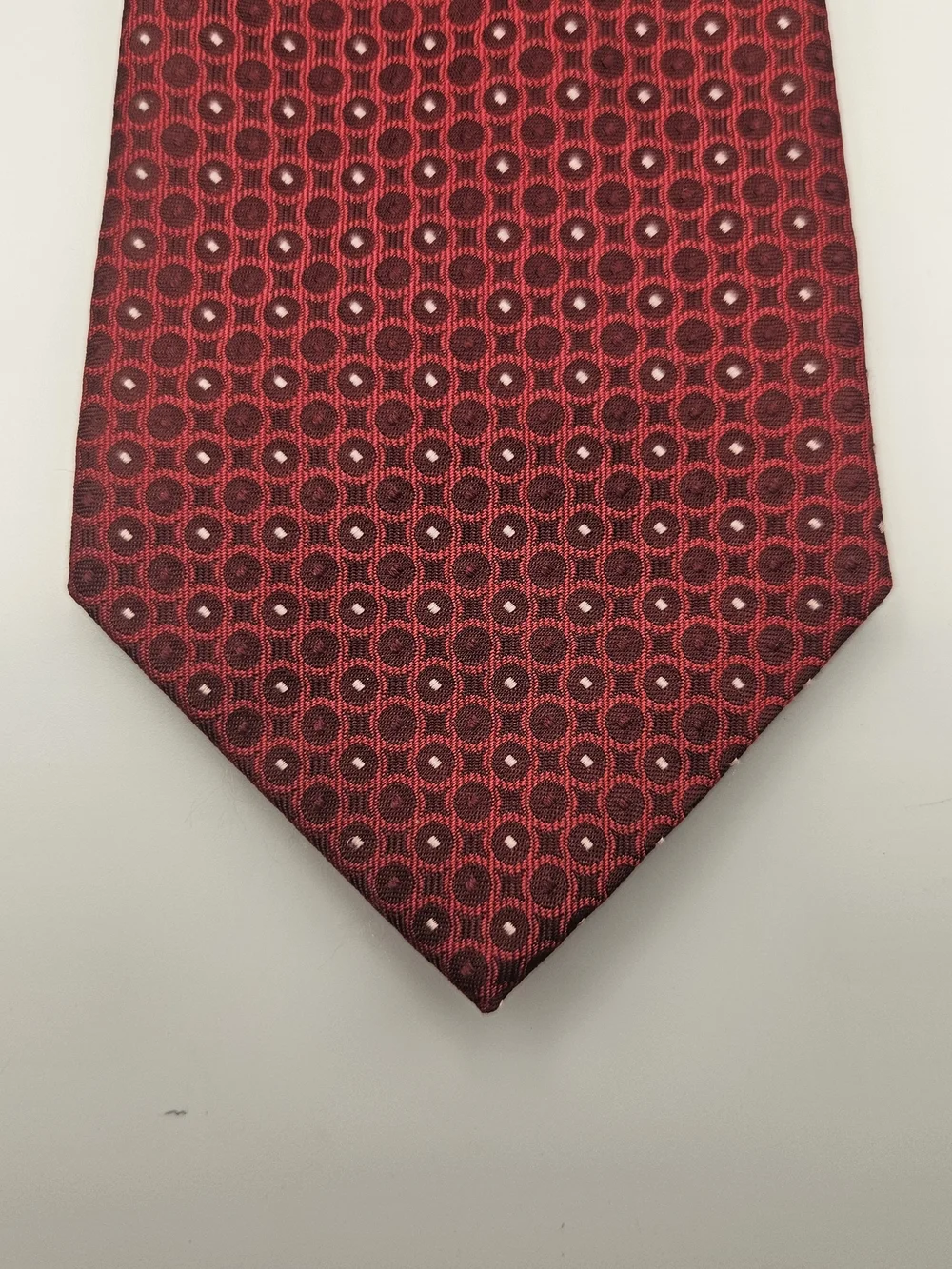 Men's Banana Republic Red Geometric MedallionSilkTie Vintage Made In Italy #4086